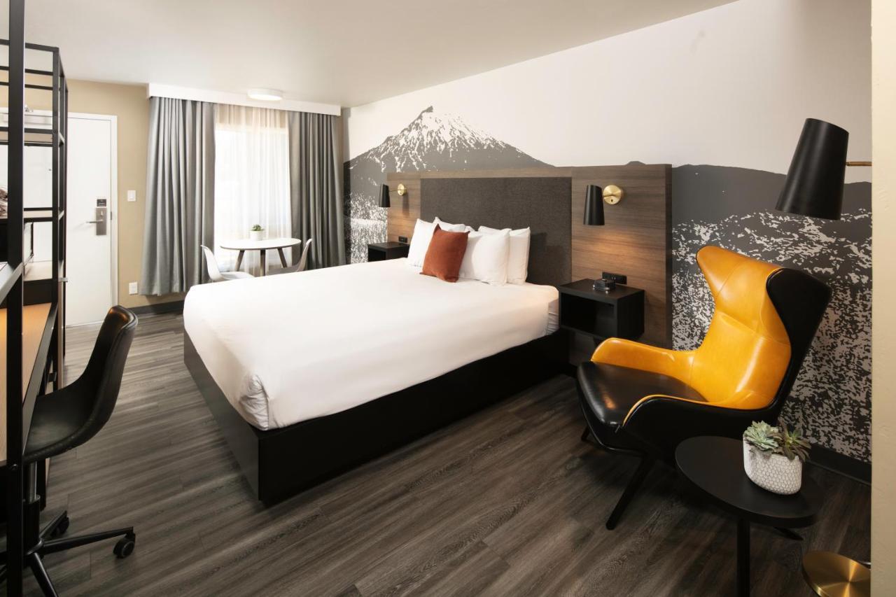 ซิกเนเจอร์ เบลนด์ Hotel เบนด์ ภายนอก รูปภาพ
